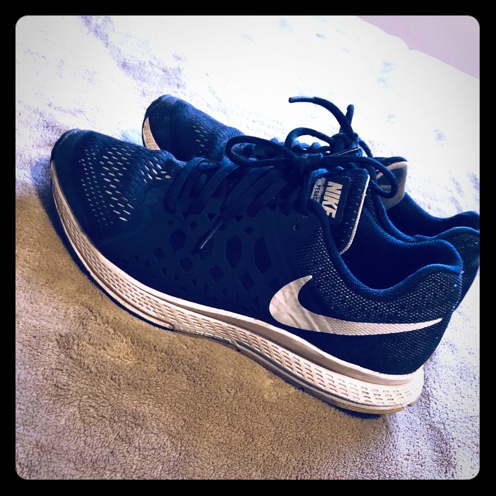 NIKE PEGASUS 31 women’s size 8 running shoes